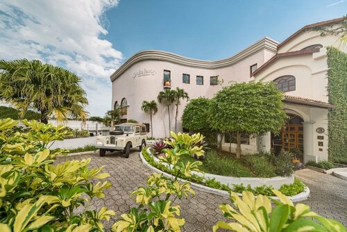 Гостиница Hotel Alta Las Palomas в Санта-Ане