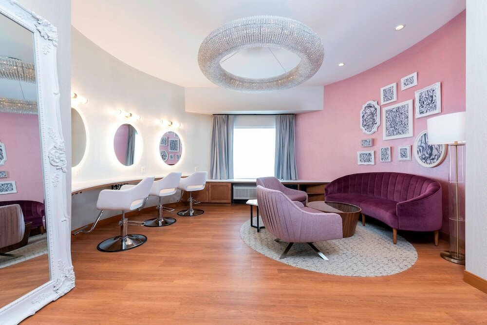 Фото Fairfield Inn & Suites by Marriott Fair Oaks Farms