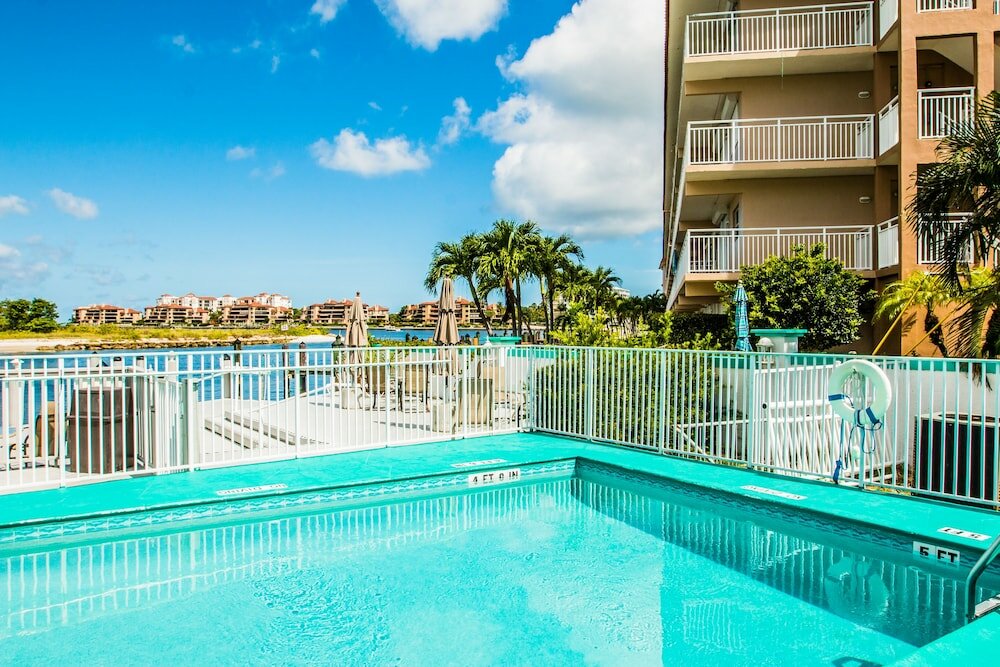 Фото The Boat House