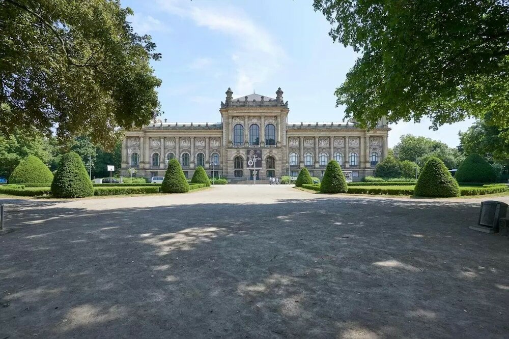 Фото отеля 3