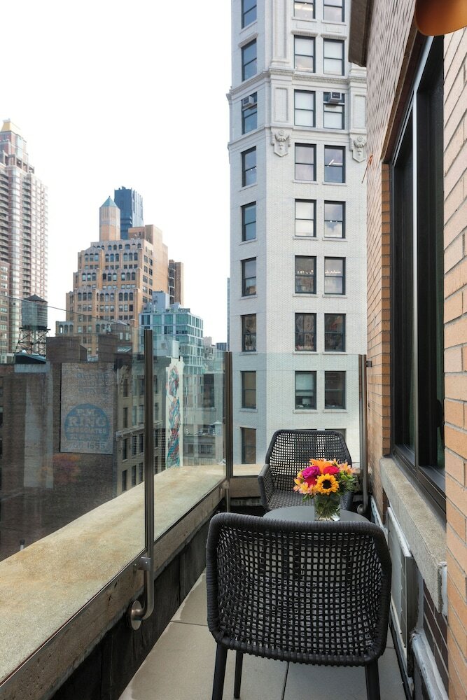 Фото Broadway Plaza Hotel