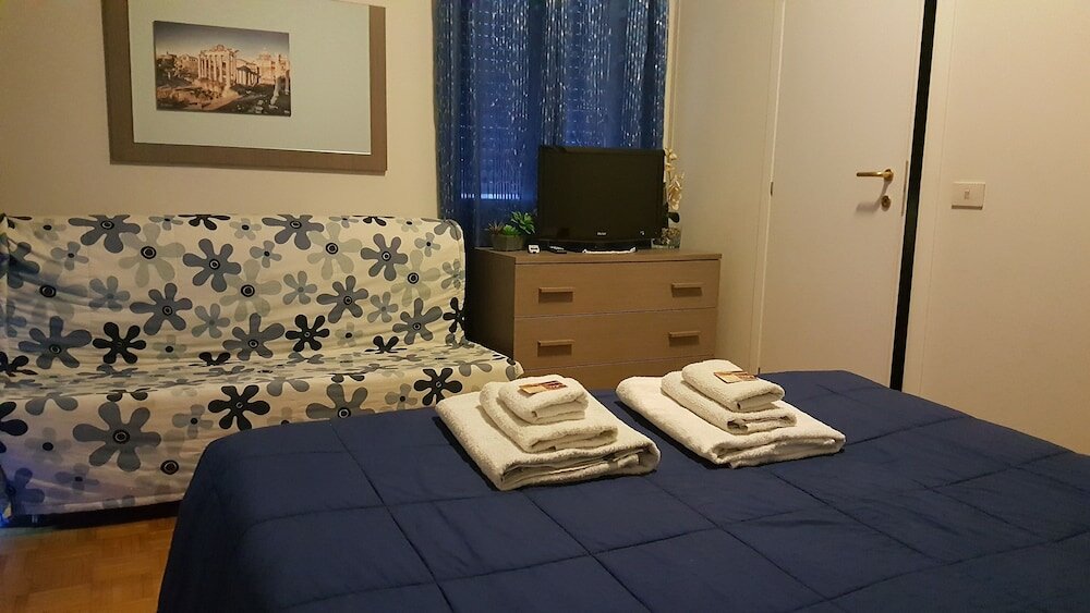 Фото Domina Romae B&b