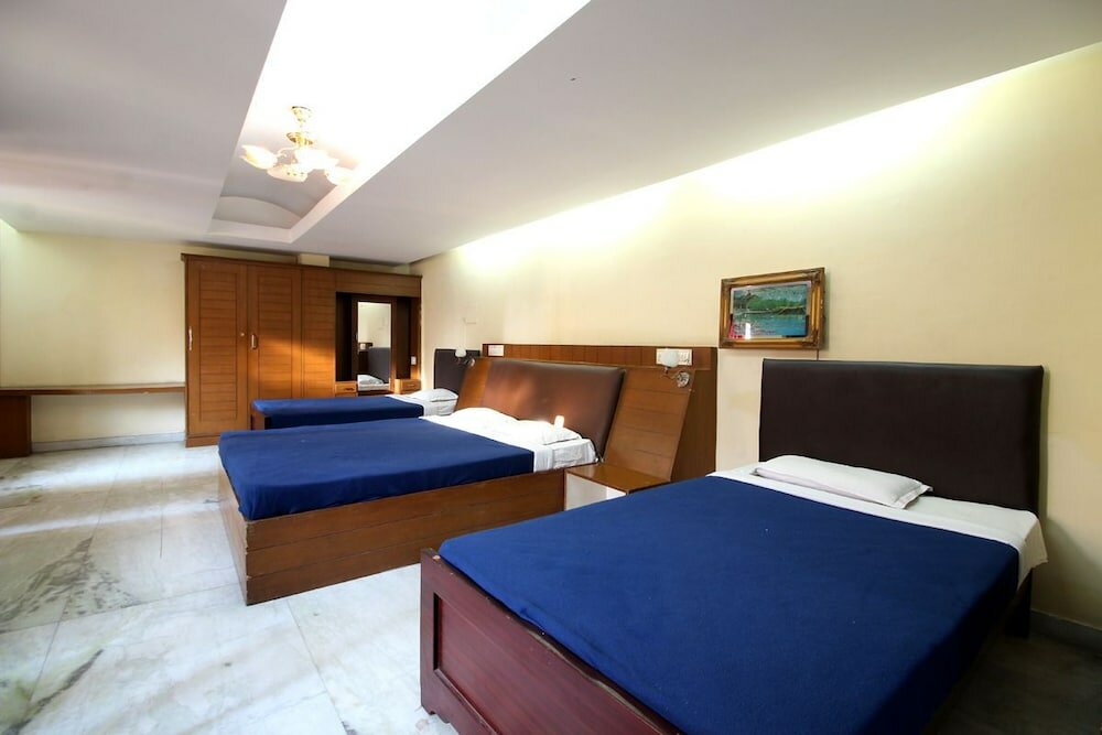 Фото Hotel Manickam Grand
