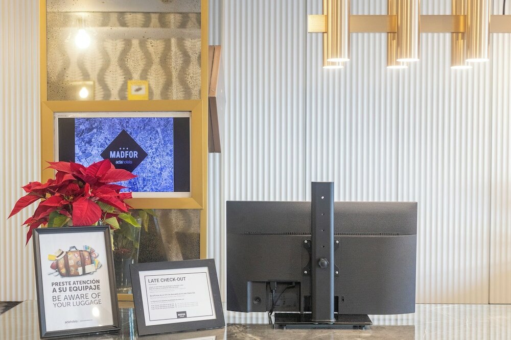 Фото Acta Madfor