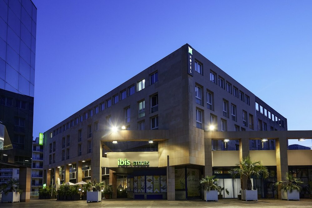 Фото Ibis Styles Toulon Centre Port