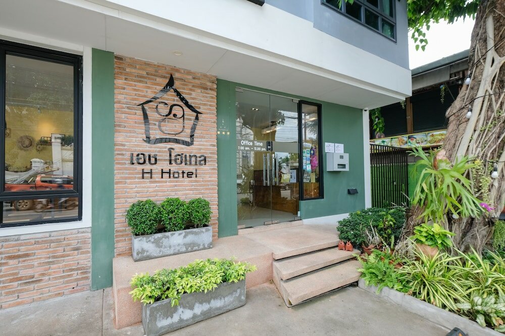 Фото H Hotel Phrasing