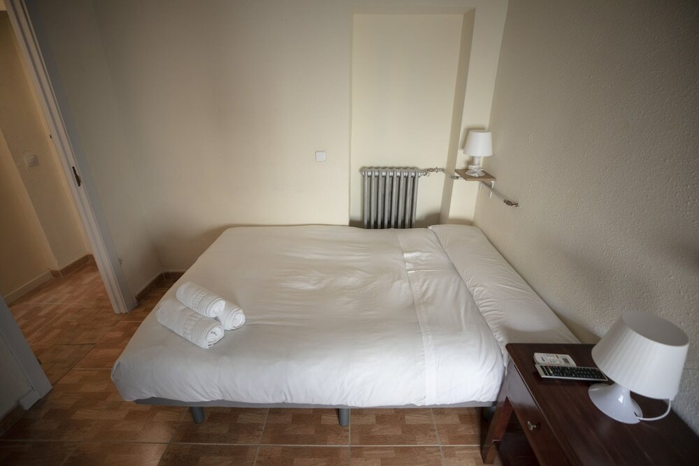 Фото Hostal Los Perales