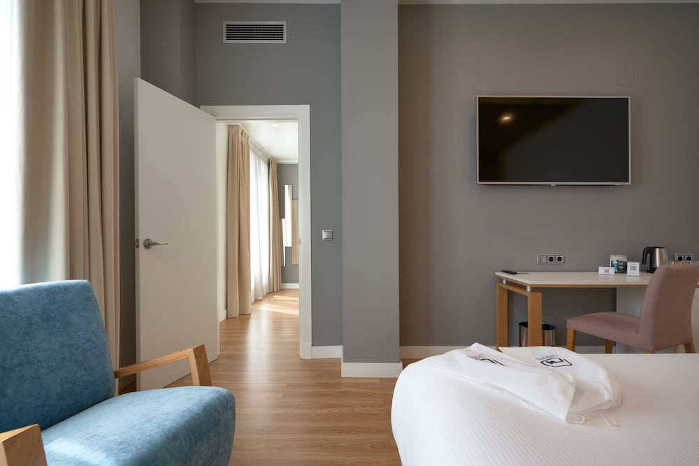 Фото Hotel Monte Puertatierra