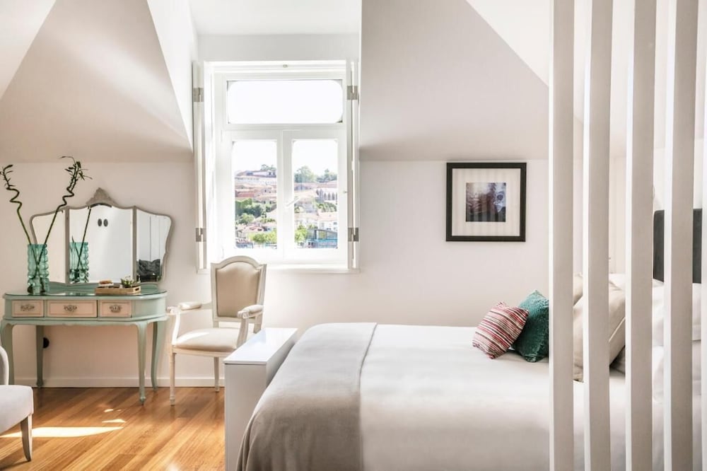 Фото 1872 River House