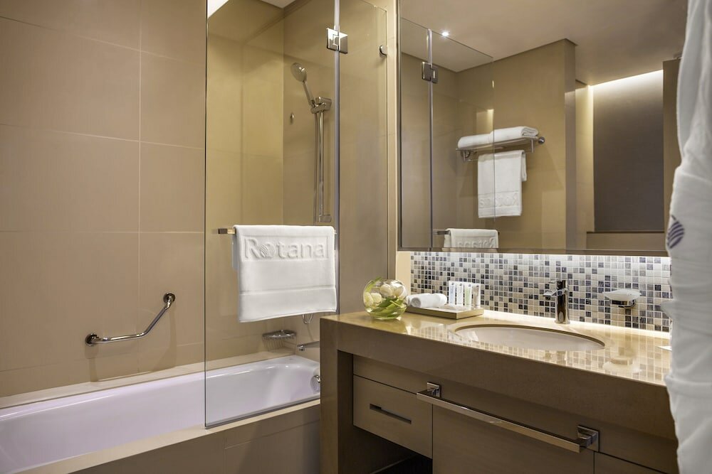 Фото Downtown Rotana