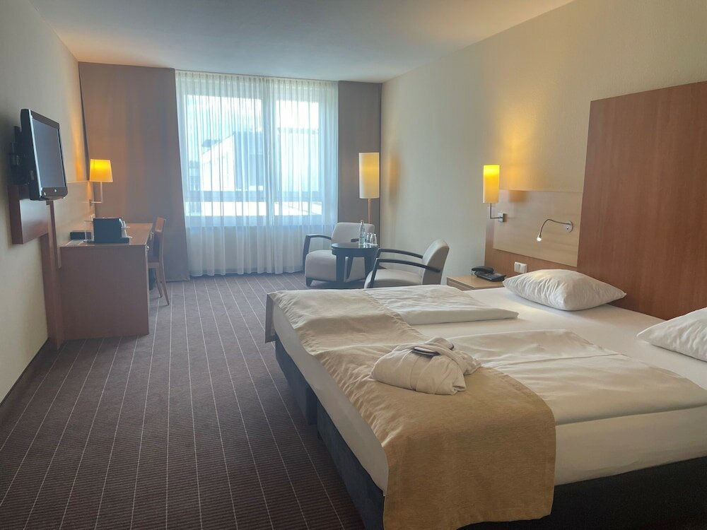 Фото Mercure Hotel Schweinfurt Maininsel