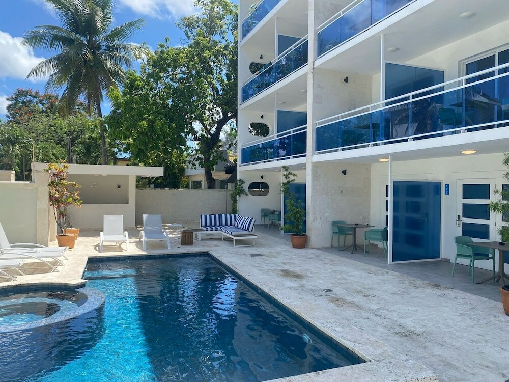 Фото New Garden Hotel