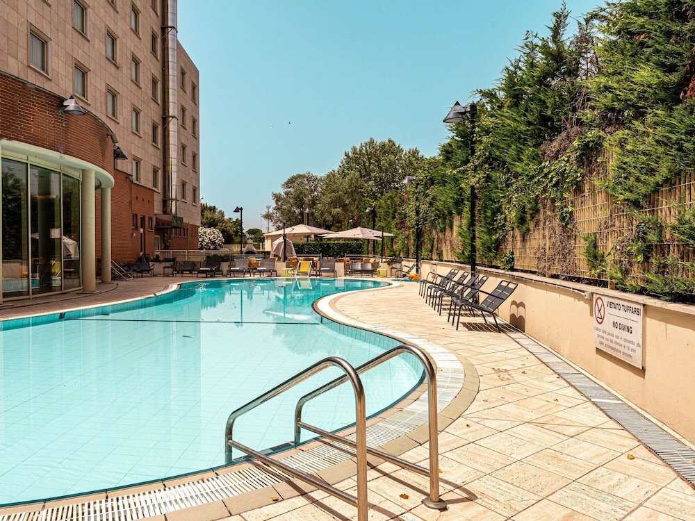 Фото Novotel Roma Est