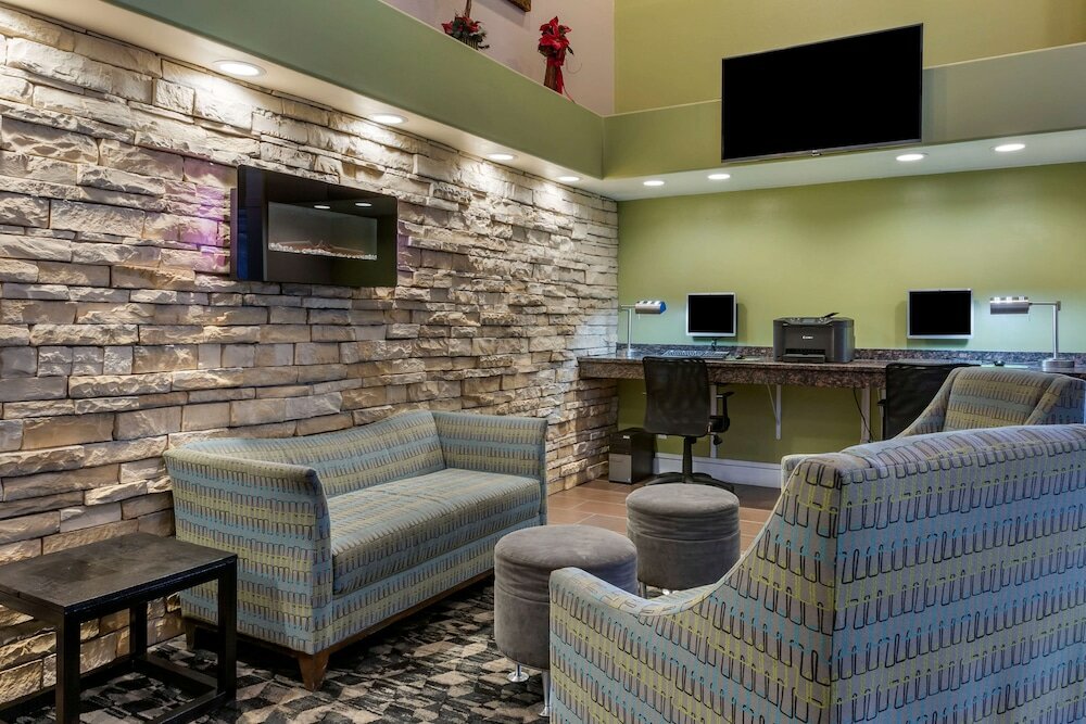 Фото Best Western Airport Albuquerque InnSuites Hotel & Suites
