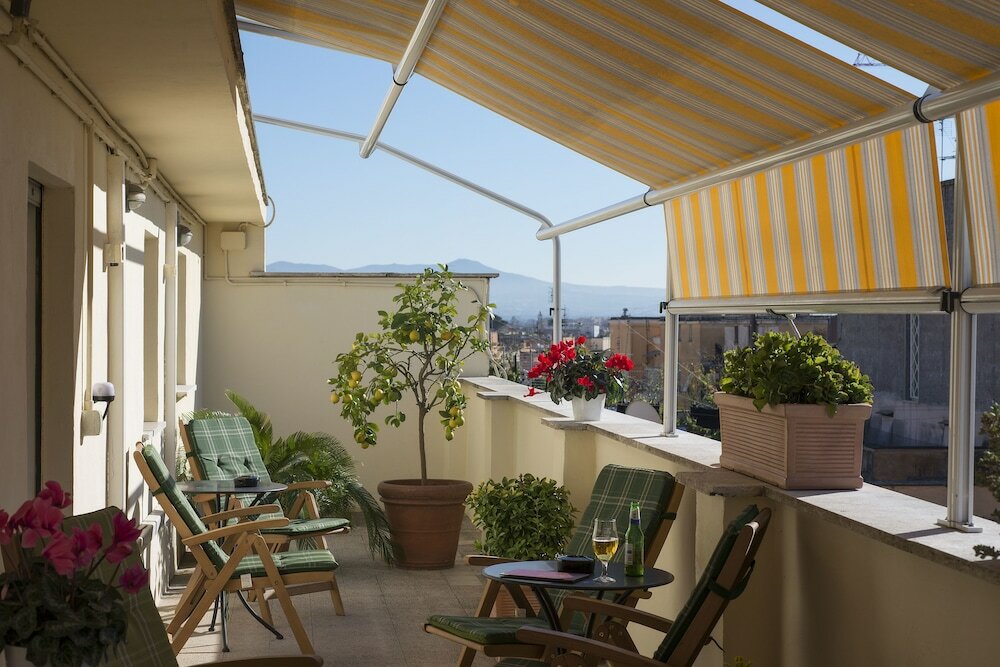 Фото Hotel Napoleon