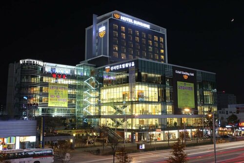 Внешний вид отеля Sunshine Hotel в Тэджоне, фото 1