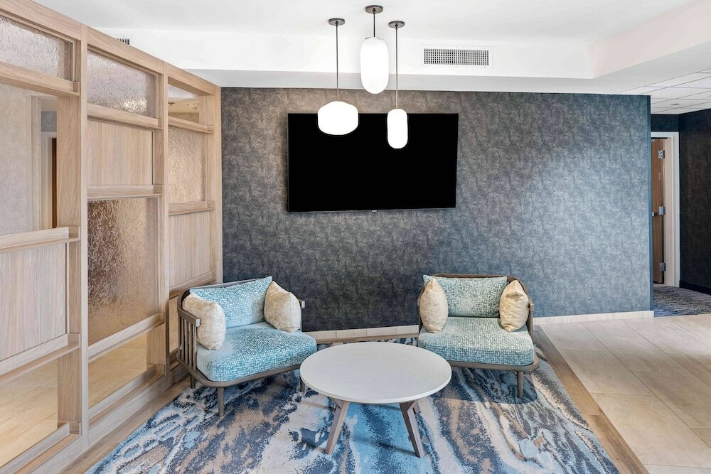 Фото Fairfield Inn & Suites by Marriott San Diego Pacific Beach