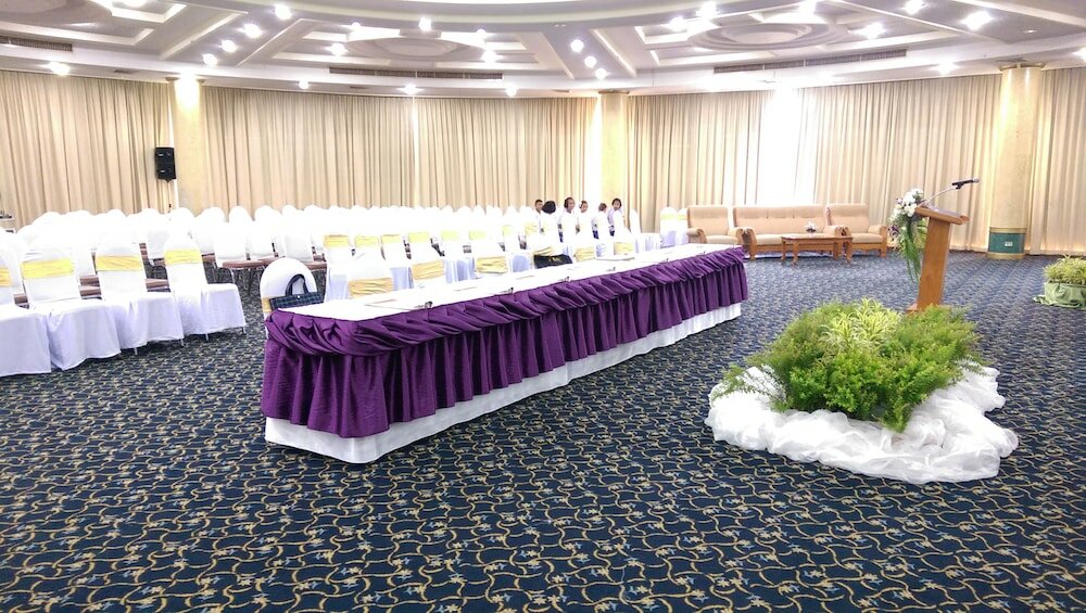 Фото Wattana Park Hotel