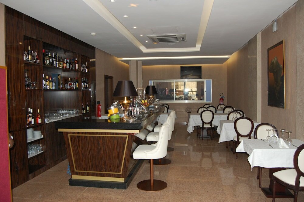 Фото Hôtel Fleur de Lys Plateau