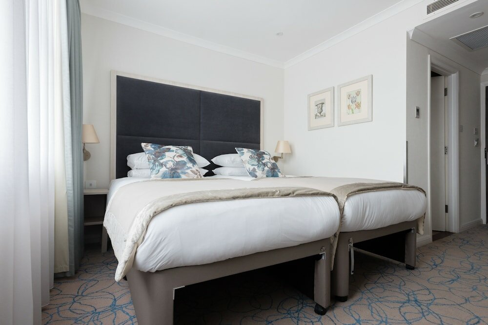 Фото Blandford Hotel