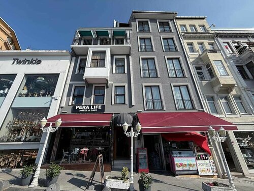 Pera Life Hotel