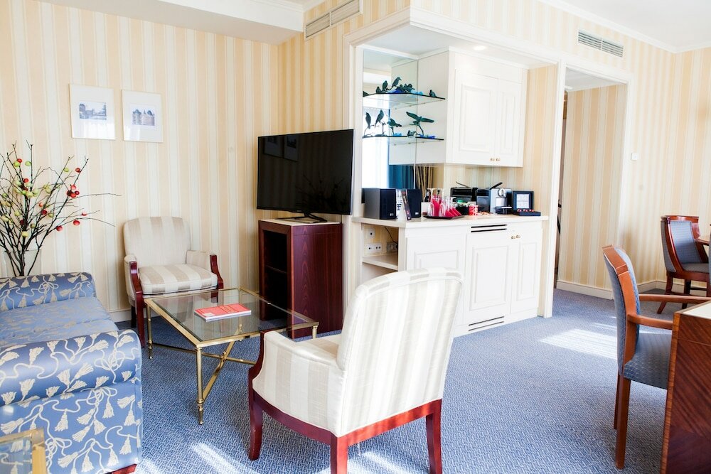 Фото Le Châtelain