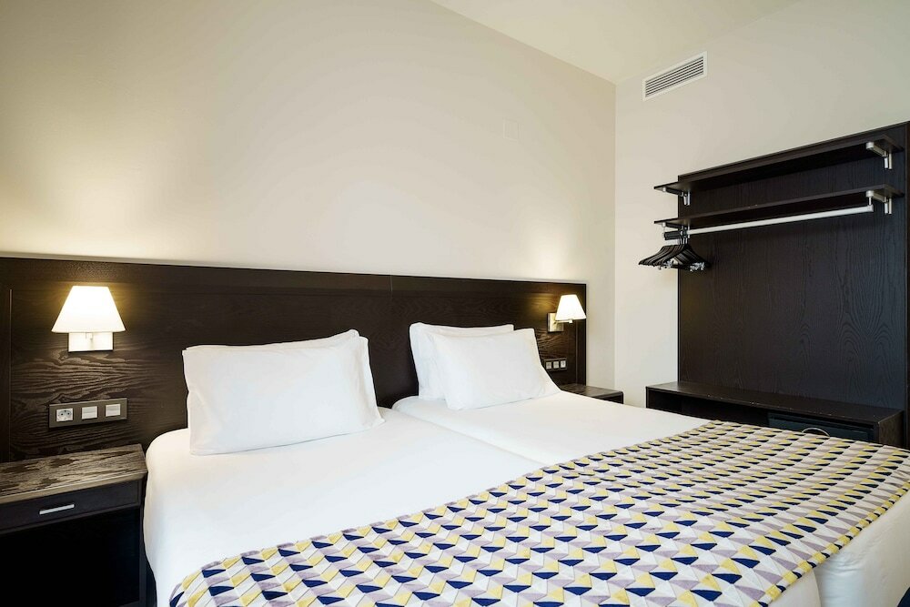 Фото Exe Málaga Museos Hotel