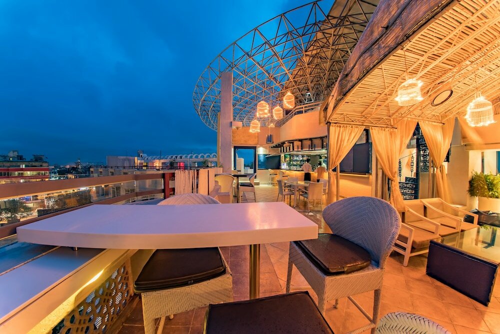 Фото Howard Plaza The Fern