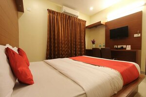 Гостиница Отель The Grand Inn