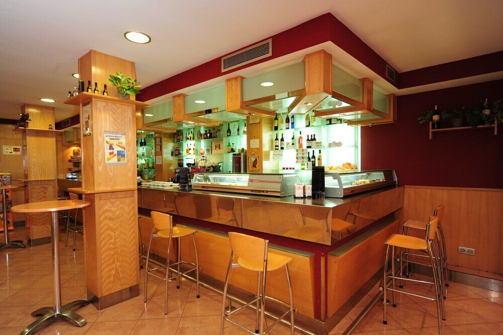 Фото Hotel Jaqués