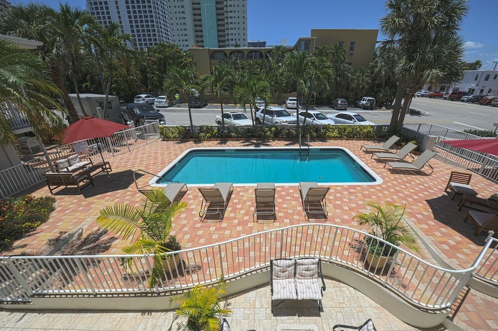 Фото Soleado Hotel