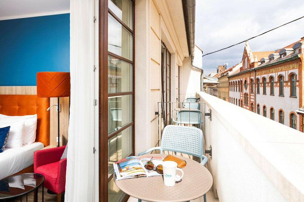 Фото Three Corners Lifestyle Hotel