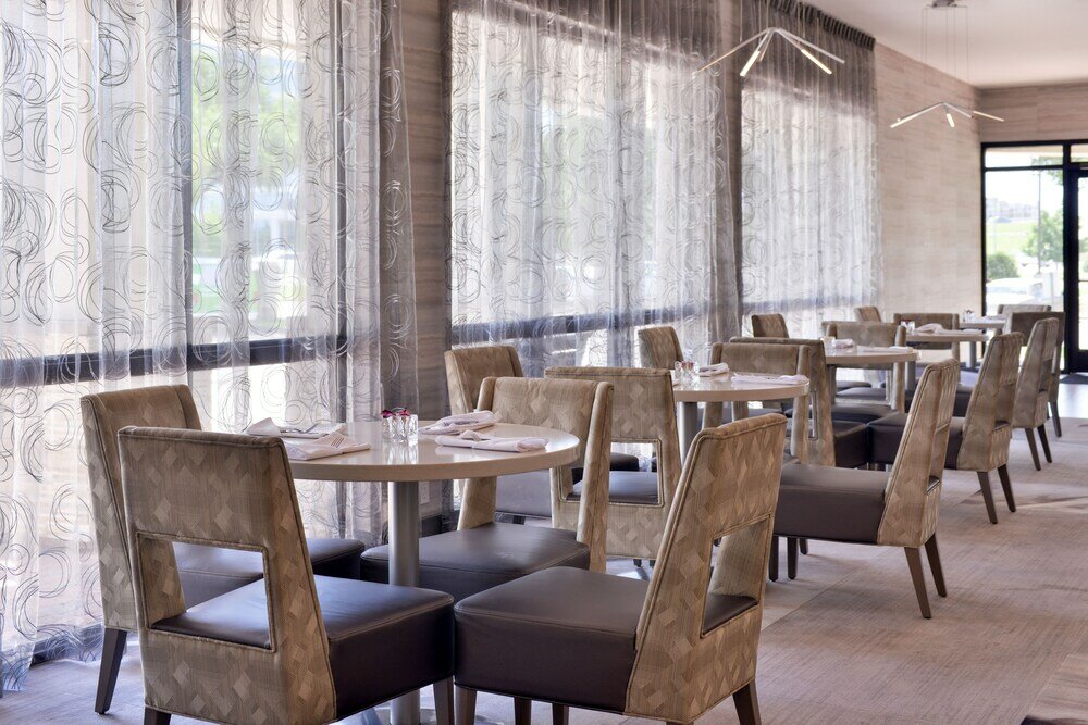 Фото Holiday Inn Richardson, an Ihg Hotel