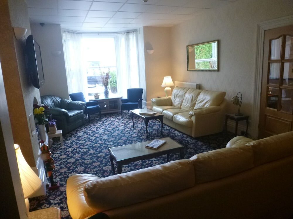 Фото The Warwick Southport