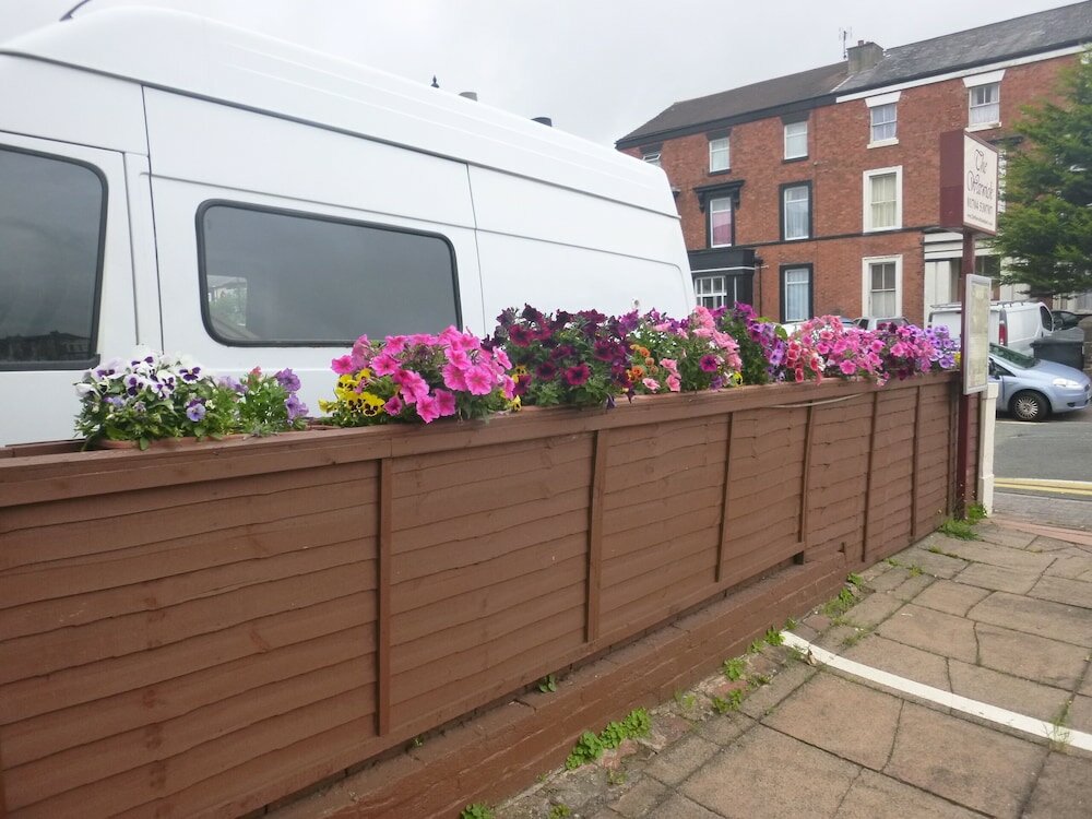 Фото The Warwick Southport