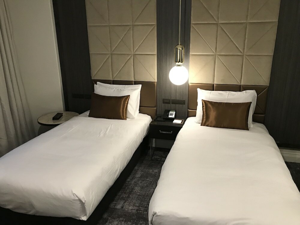 Фото Doubletree by Hilton Wellington