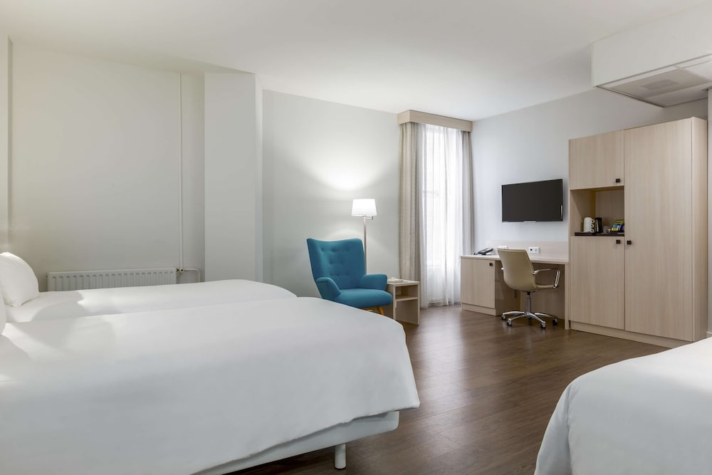 Фото Nh City Centre Amsterdam