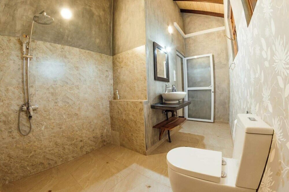 Фото Thambili cabanas