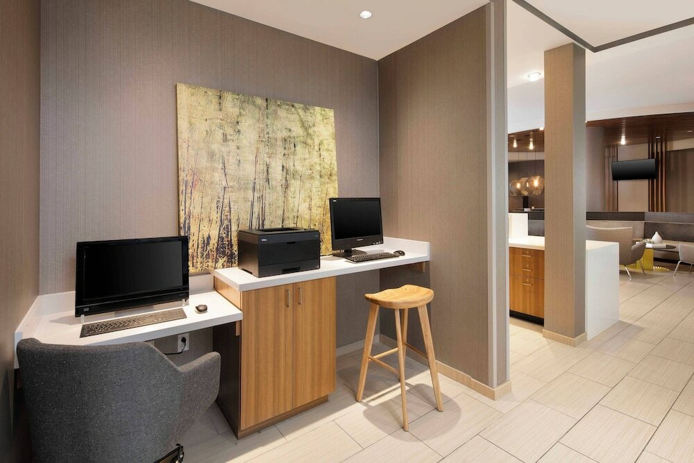 Фото SpringHill Suites by Marriott Indianapolis Downtown