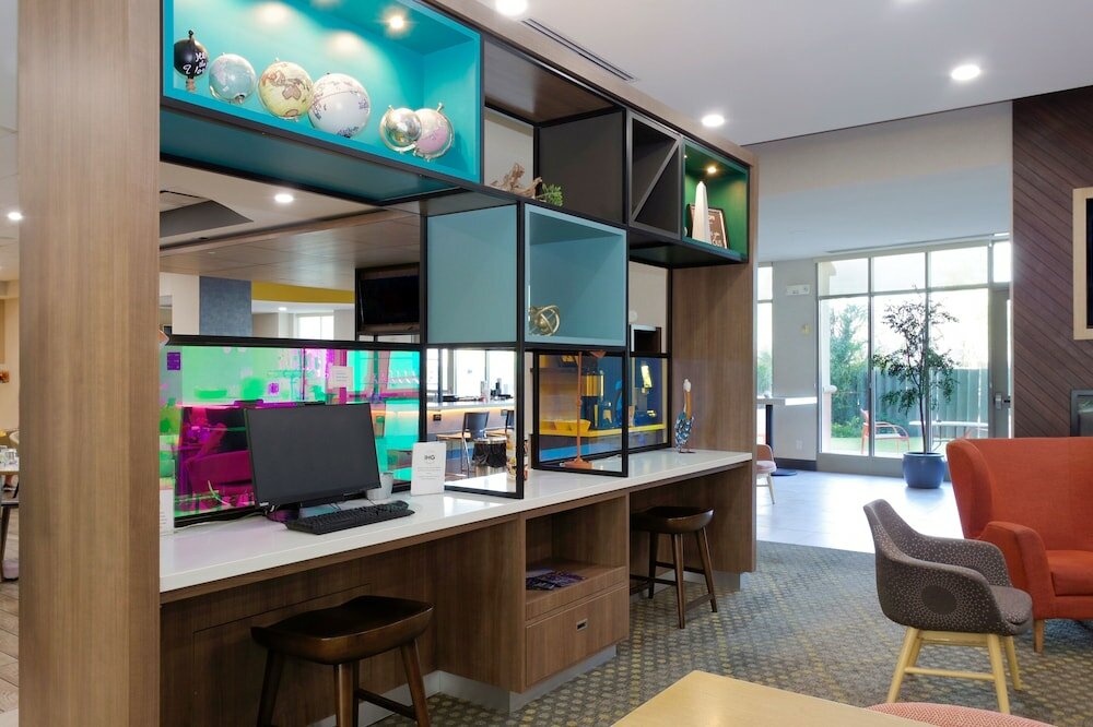 Фото Holiday Inn Hotel & Suites Phoenix Airport, an Ihg Hotel