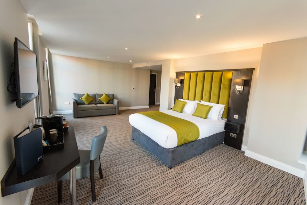 Фото St Nicholas Hotel