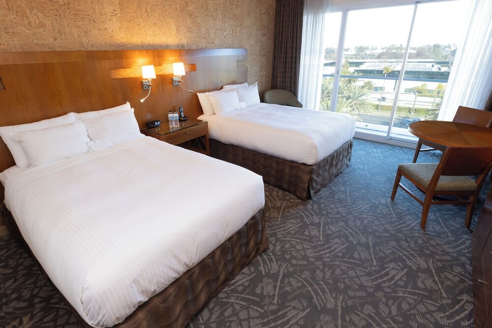 Фото Miyako Hybrid Hotel Torrance