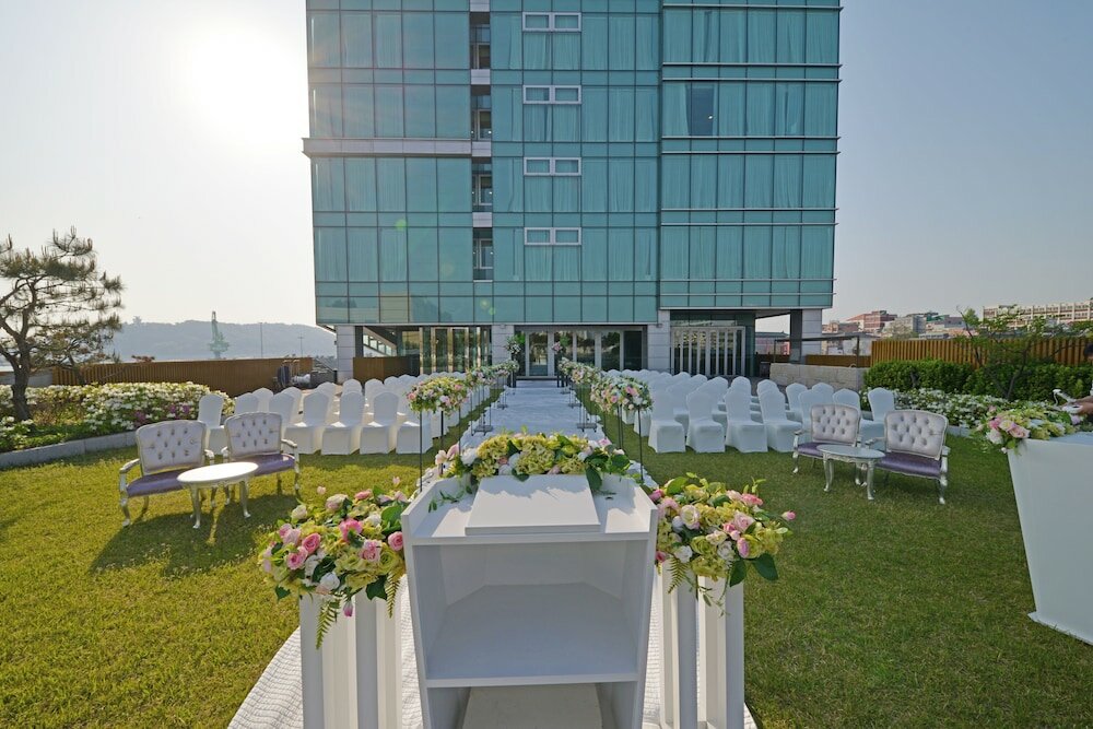 Фото Harbor Park Hotel