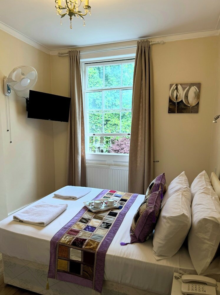 Фото ABC Hyde Park Hotel