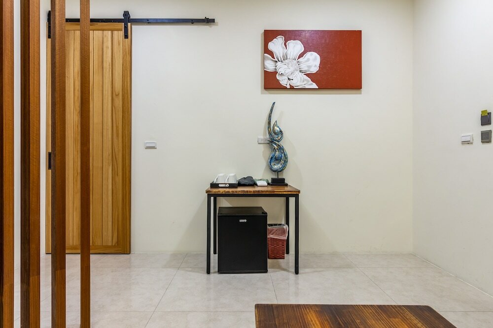 Фото Mambo Boutique Hotel