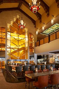 Гостиница The Plaza Hotel Pioneer Park