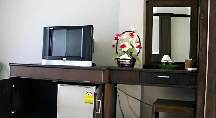 Фото Kamala Phuyai Resort