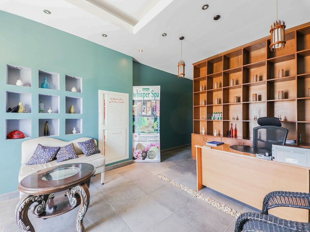 Фото Capital O133 Al Sawadi Beach Resort & SPA