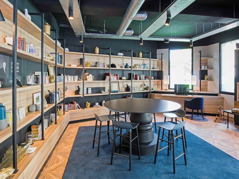 Фото Ibis Styles Laval Centre Gare