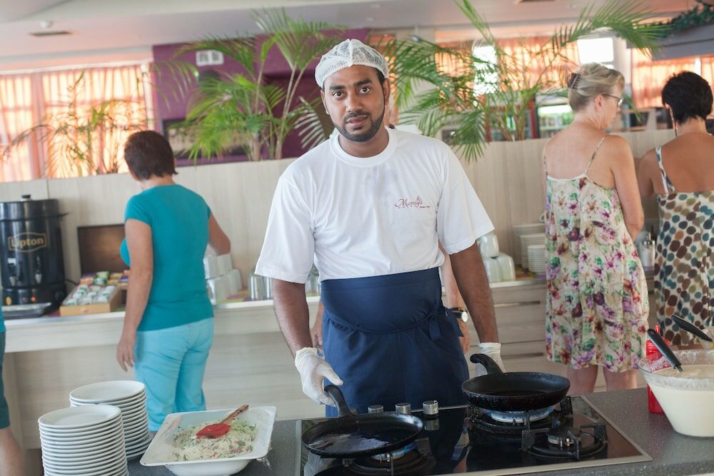 Фото Manolya Hotel